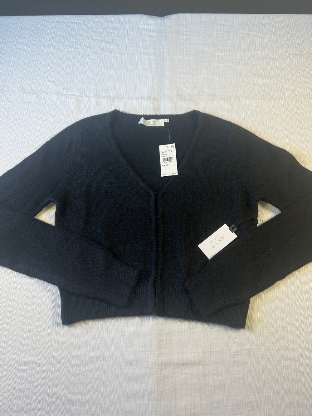 Astr Black Cropped V‑Neck Cardigan Sweater
